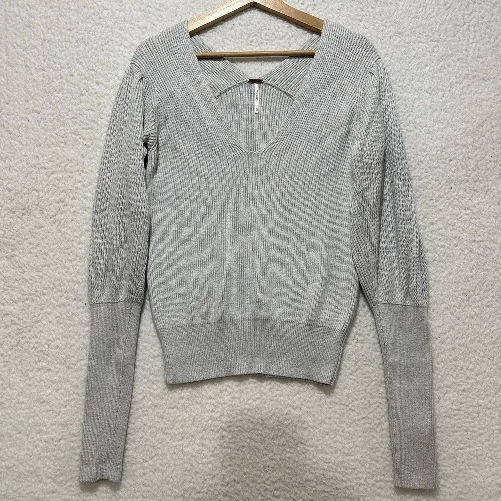 FREE PEOPLE Sweater Light Gray Allure Slouchy V-Neck Ribbed Pullover Size‎ XS
